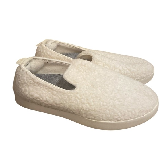 ALLBIRDS Wool Dwellers White Fuzzy Hard Sole Slippers - Picture 1 of 10